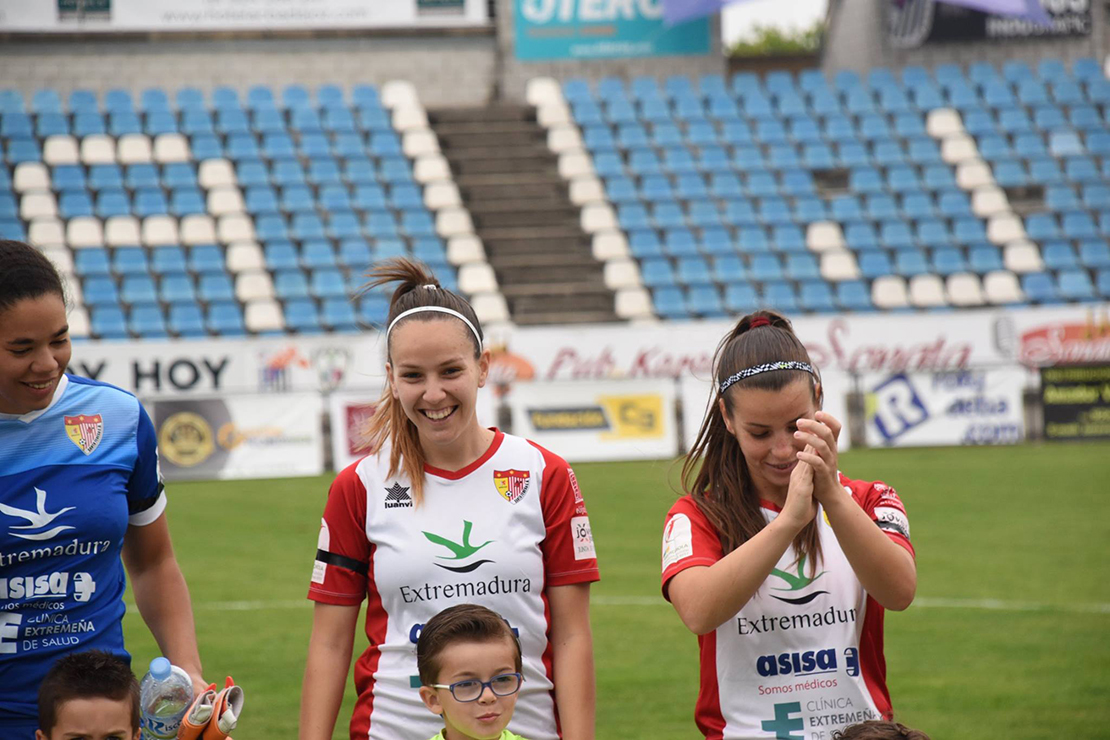 Chica renueva con el Santa Teresa