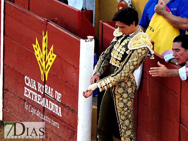 Imágenes de la primera corrida de toros de la Feria de San Juan en Badajoz