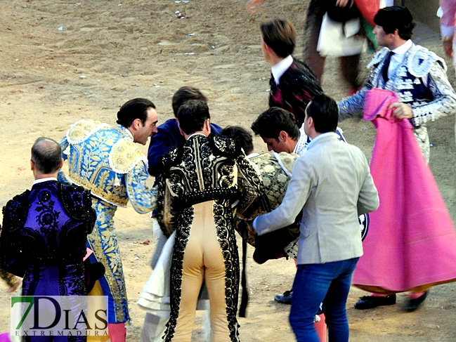 Imágenes de la primera corrida de toros de la Feria de San Juan en Badajoz