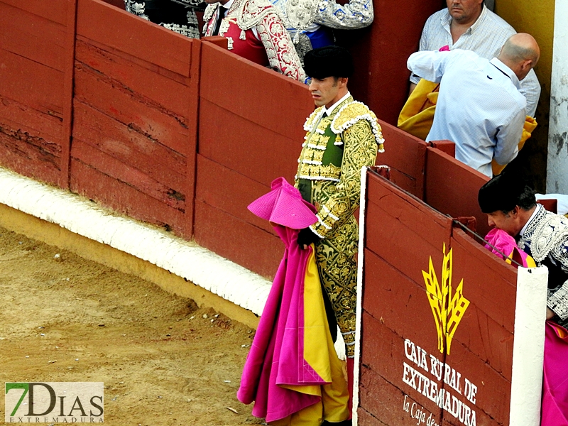 Imágenes de la segunda corrida de toros de la Feria de San Juan en Badajoz