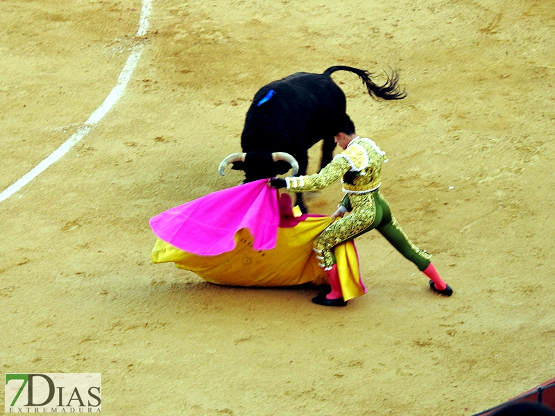 Imágenes de la segunda corrida de toros de la Feria de San Juan en Badajoz