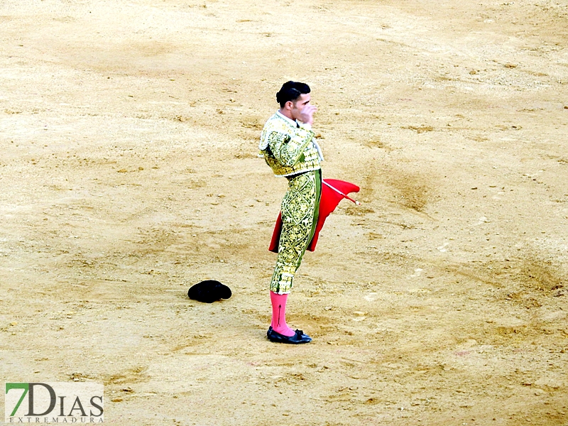 Imágenes de la segunda corrida de toros de la Feria de San Juan en Badajoz