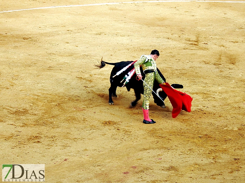 Imágenes de la segunda corrida de toros de la Feria de San Juan en Badajoz