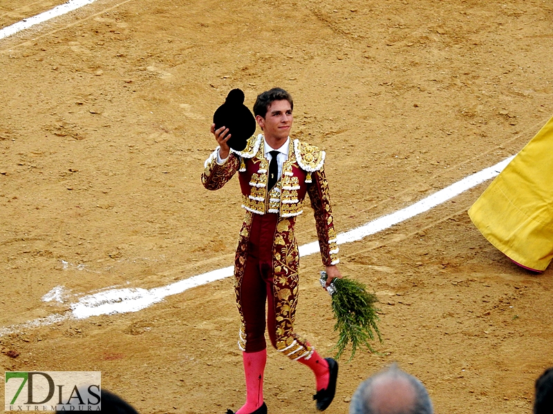 Imágenes de la segunda corrida de toros de la Feria de San Juan en Badajoz