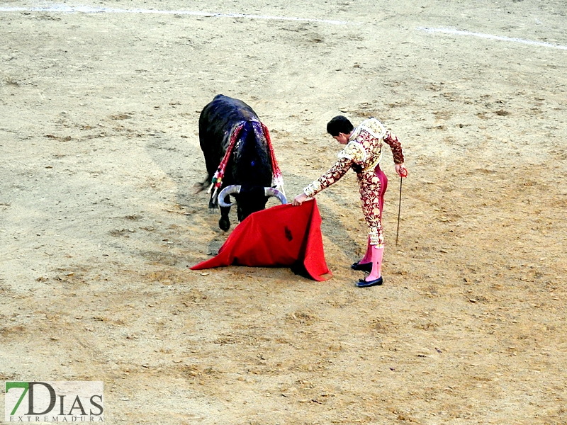 Imágenes de la segunda corrida de toros de la Feria de San Juan en Badajoz