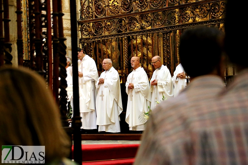 Imágenes de la misa solemne en honor al patrón de Badajoz