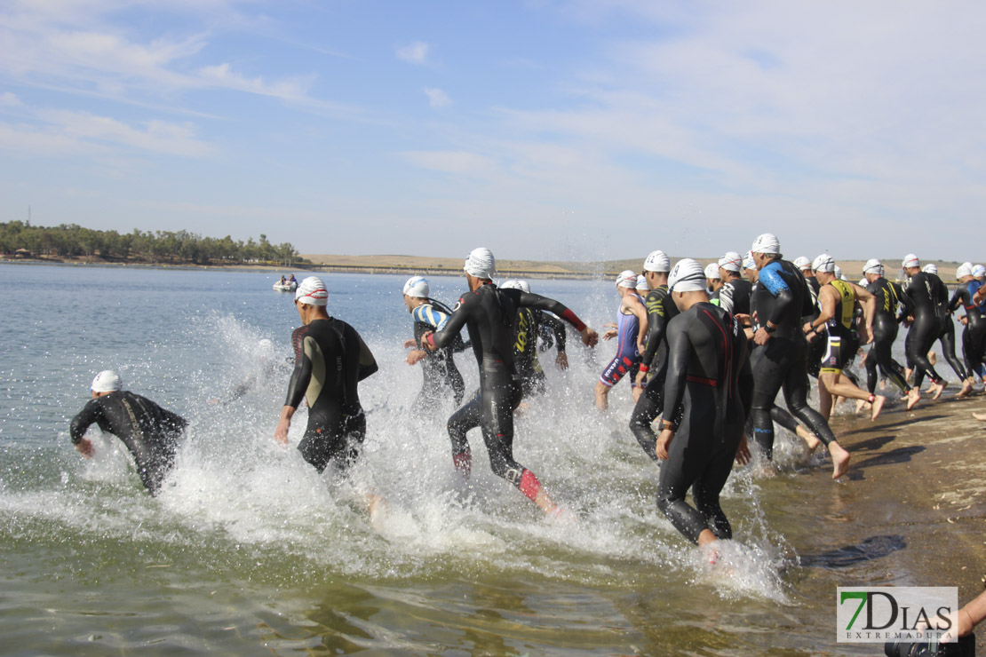 Imágenes del V Triatlón Cross de Orellana la Vieja