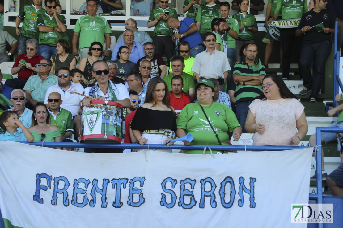 Imágenes del Villanovense - Racing de Santander