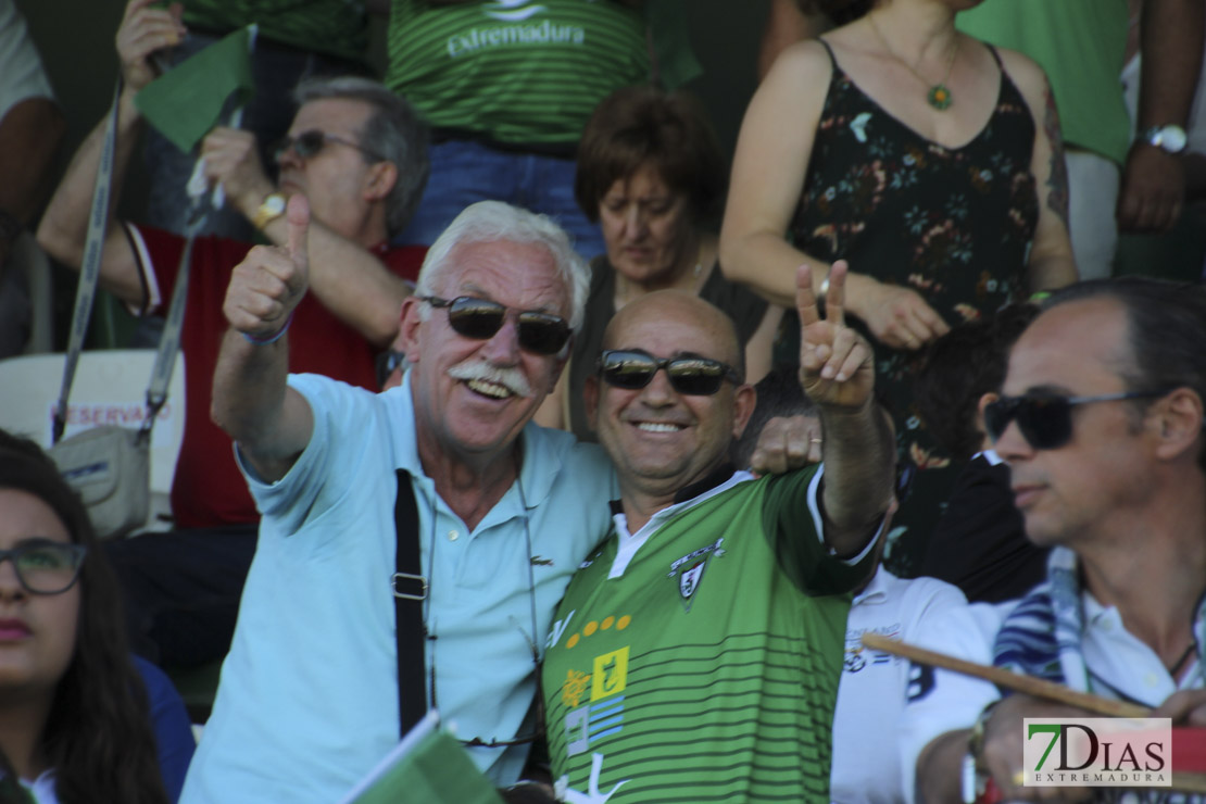 Imágenes del Villanovense - Racing de Santander