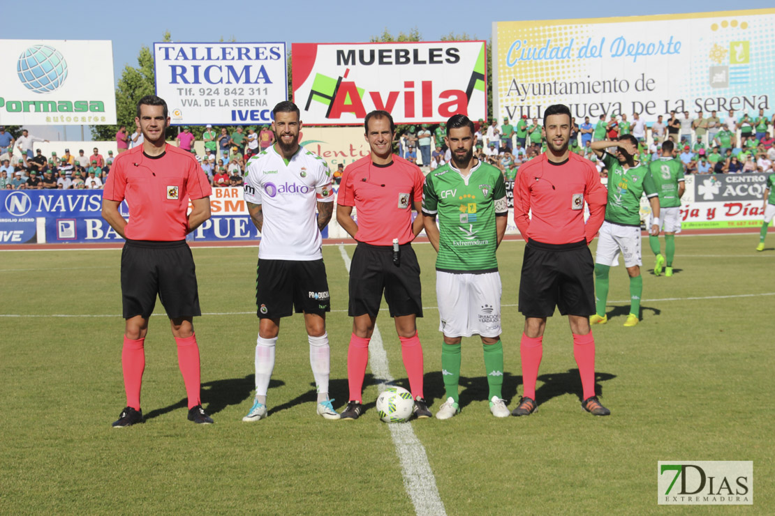 Imágenes del Villanovense - Racing de Santander
