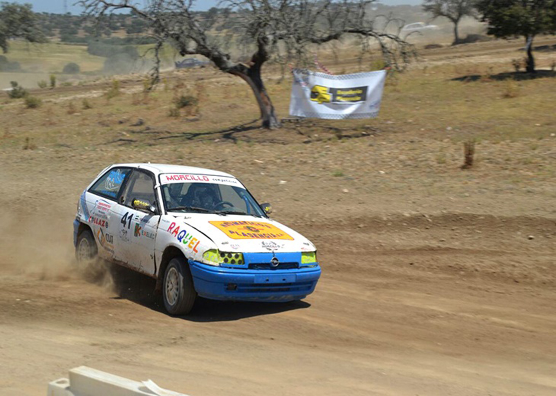 Alberto Bellido triunfa en el V Autocross Valle del Alagón