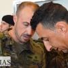 Imágenes de la emotiva despedida de los militares extremeños que parten hacia Letonia