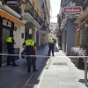 Un hombre se precipita de un segundo piso en Badajoz
