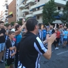 Los pacenses celebran el ascenso en la fuente