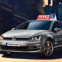 Volkswagen pionera en lanzar en Badajoz un programa para conductores noveles