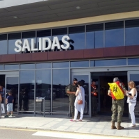 Emotiva partida de 250 militares extremeños hacia Letonia