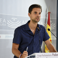 Podemos pide que las farmacias rurales permanezcan abiertas los fines de semana