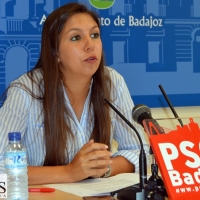 El PSOE denuncia una vez más la &quot;dejadez&quot; en los poblados