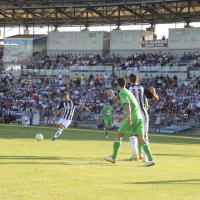 Los aficionados blanquinegros podrán ver al Badajoz en Calahorra por 10 euros