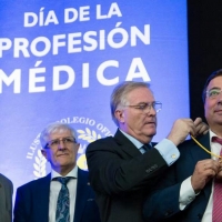 Vara reivindica el valor del esfuerzo en el Día de la Profesión Médica