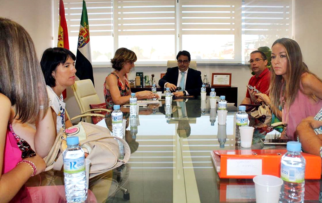 La Junta se compromete a dar una solución a los niños en espera de habilitación funcional