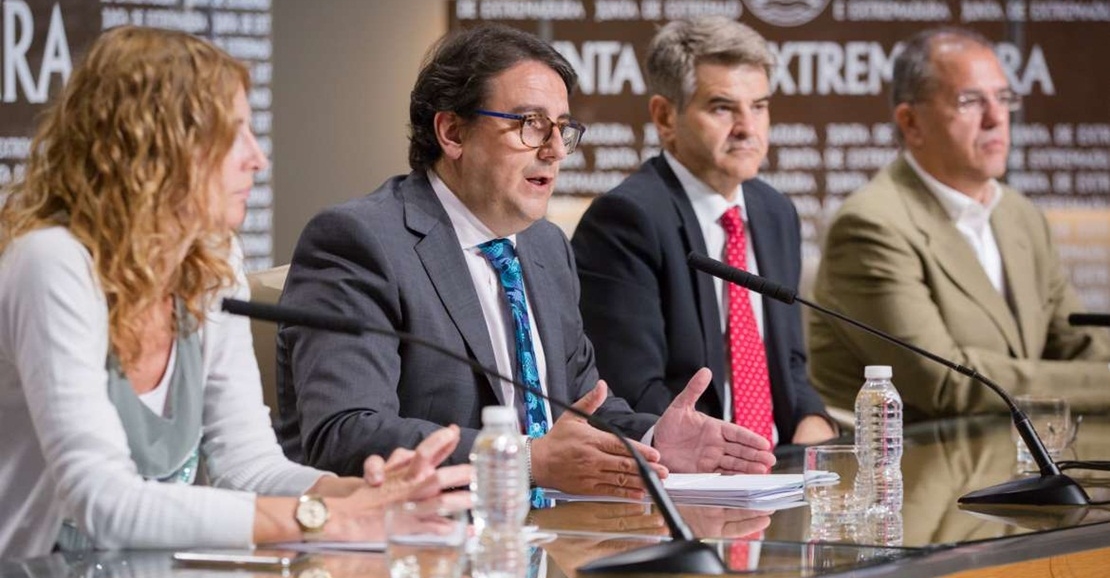 SES: &quot;Garantizaremos el tratamiento de la Hepatitis C a los extremeños&quot;