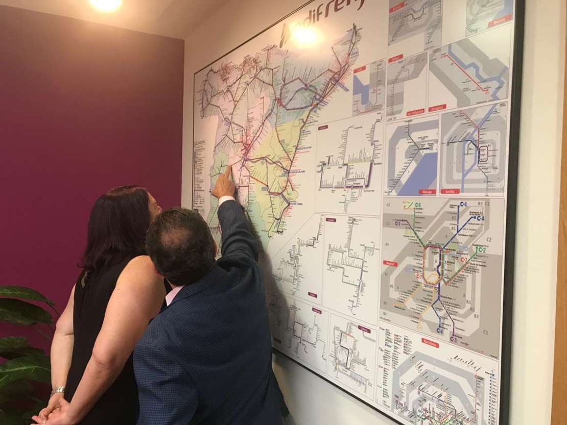 La Junta exige a Renfe la sustitución del parque ferroviario extremeño