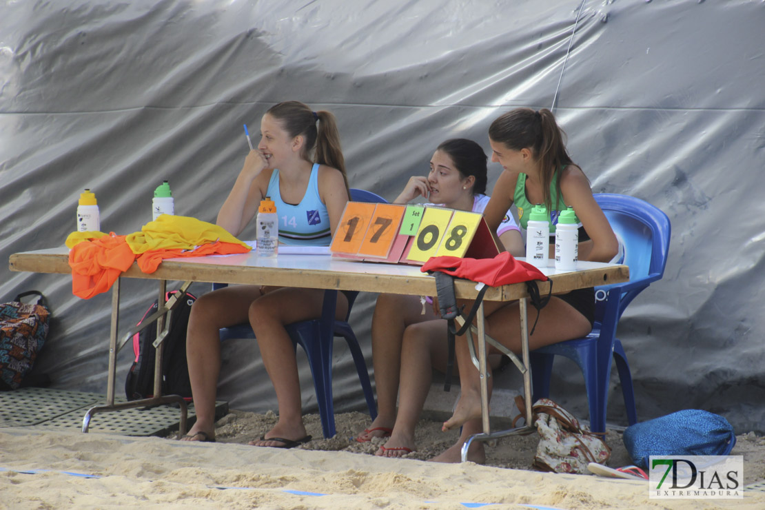 Imágenes del V Open de Balonmano Playa de Alburquerque