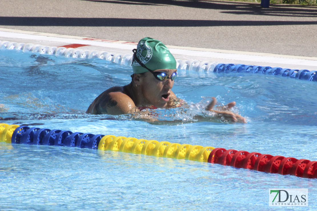 Imágenes del 3º día del nacional de natación master en Badajoz I