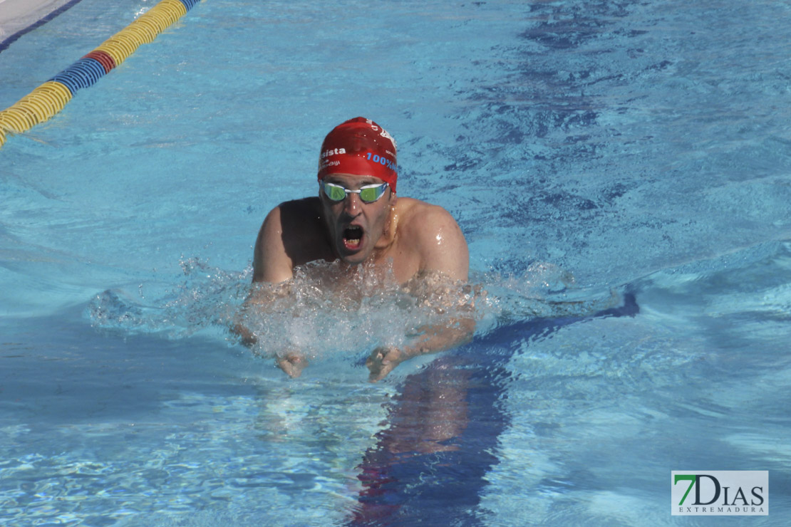 Imágenes del 3º día del nacional de natación master en Badajoz I