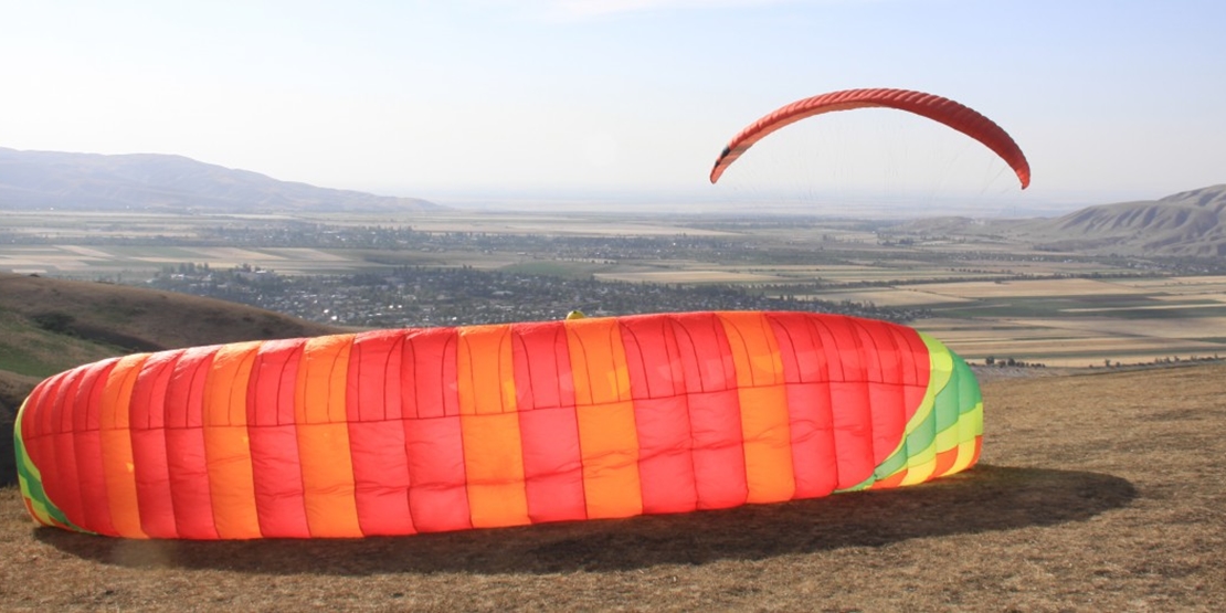 Muere un hombre en Extremadura mientras practicaba parapente