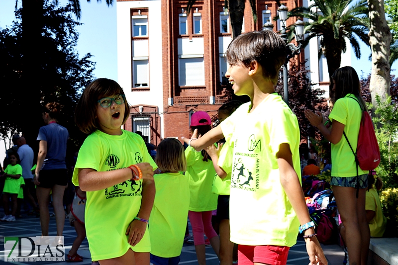 Los pequeños de la casa disfrutan de los juegos tradicionales en San Francisco