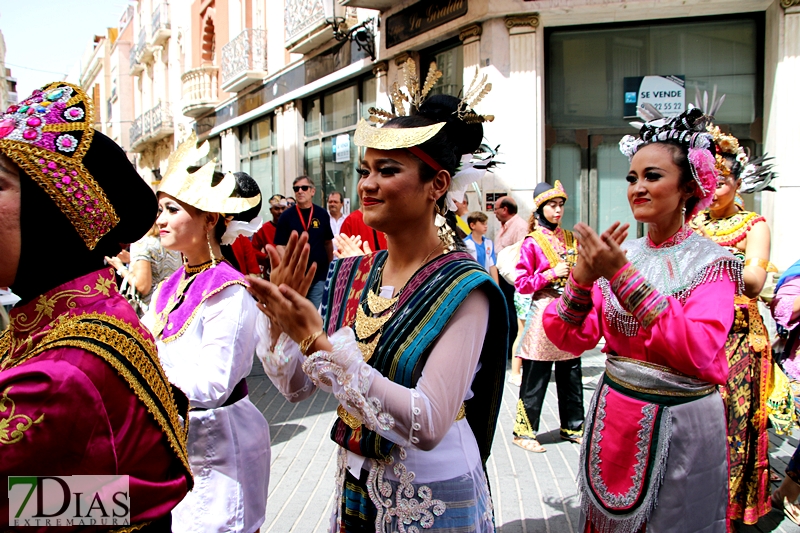 Imágenes del desfile del tradicional desfile del Festival Folclórico