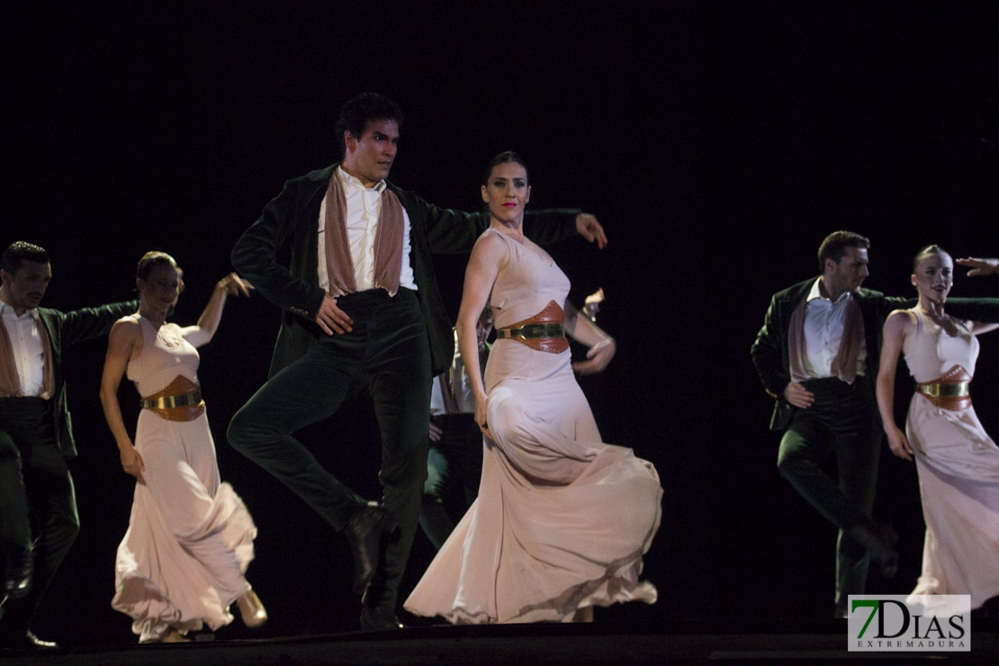 Imágenes del espectáculo del Ballet Nacional en el Festival de Fado y Flamenco de Badajoz