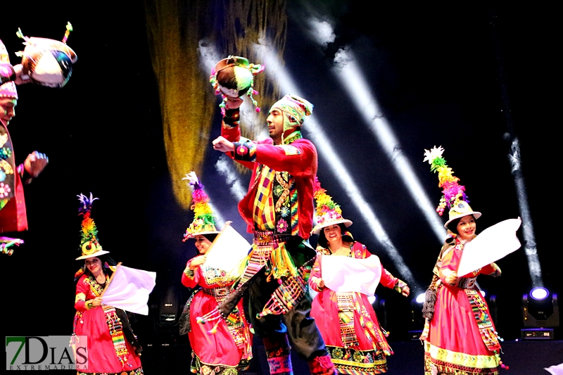 Badajoz, Bolivia y Chipre abren la 38º edición del Festival Folclórico