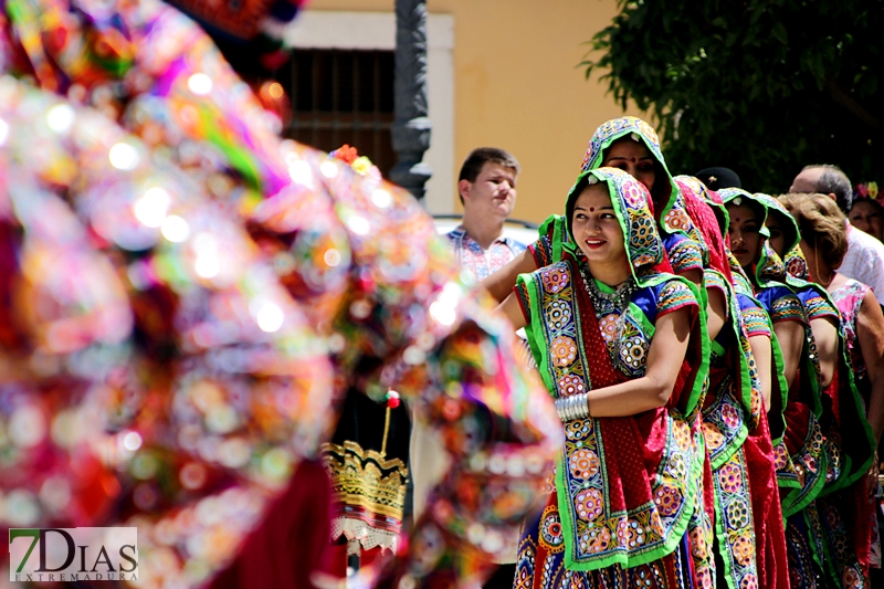 Acogida institucional a los países del Festival Folclórico