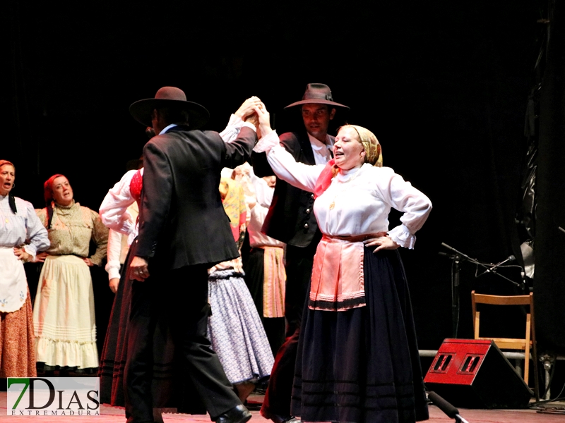 Imágenes de la segunda noche del Festival Folclórico de Extremadura