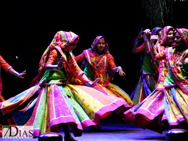 Imágenes de la segunda noche del Festival Folclórico de Extremadura