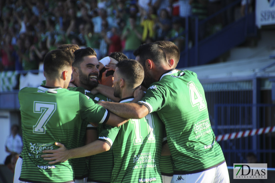 El Villanovense tendrá nuevo escudo, himno y equipación