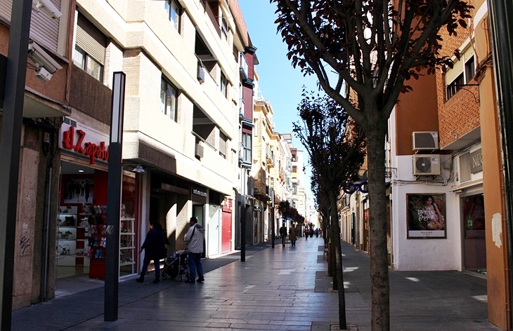 Cuestionan la instalación de toldos en Menacho