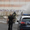 Sale ardiendo un vehículo en la Carretera de la Corte (Badajoz)