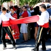 Los grupos de Folclore invitan a los ciudadanos a bailar con ellos en San Francisco