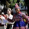 Los grupos de Folclore invitan a los ciudadanos a bailar con ellos en San Francisco