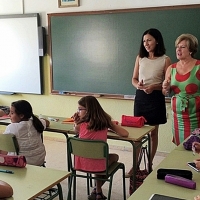 Docentes interinos denuncian su discriminación ante la maternidad