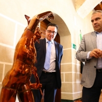 Un nuevo giraldillo lucirá en lo alto de la Giralda pacense