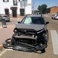 Se salta un ceda al paso y provoca un accidente en Badajoz