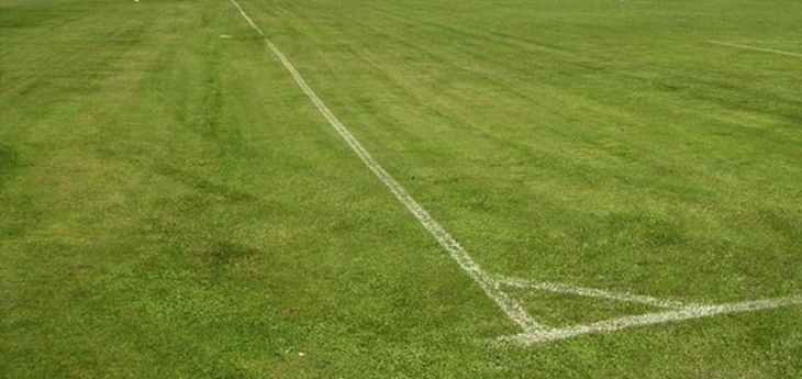 Nueva Ciudad contará con un campo de fútbol de césped artificial