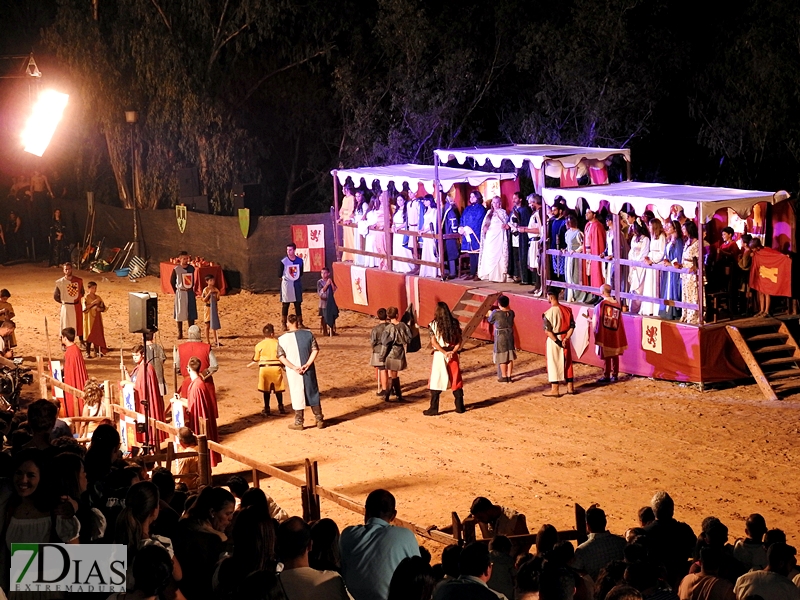 Las actividades no han cesado durante el fin de semana en El Festival Medieval de Alburquerque