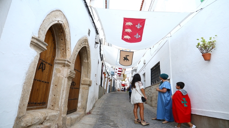 Las calles de Alburquerque rememoran su pasado medieval