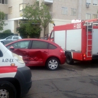 Accidente en el cruce de la avenida José María Alcaraz y Alenda (Badajoz)